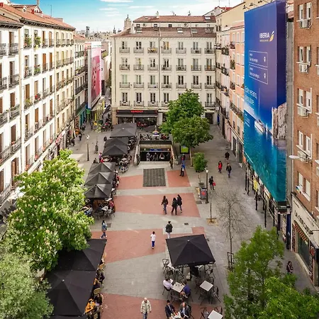 Bright And Cozy-2bedrooms 1bathroom-chueca Apartment