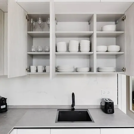 Moderno En Chamartin Apartment *