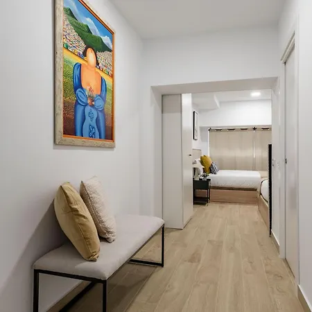 Apartment Modernos En Atocha Madrid