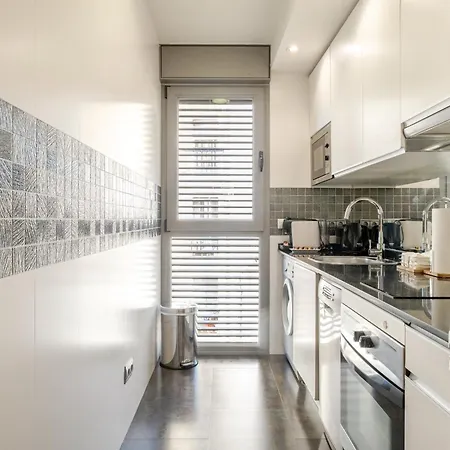Luxury In Barrio Palacio Madrid