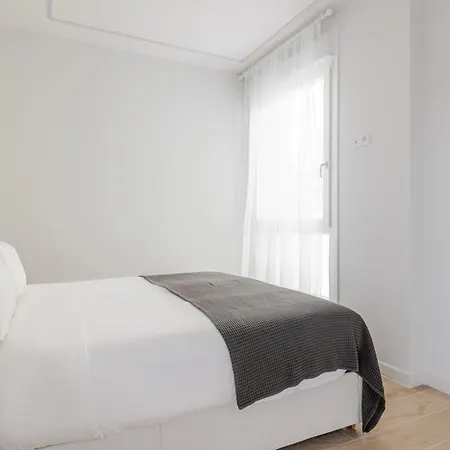 Moderno En Zona Financiera De Madrid