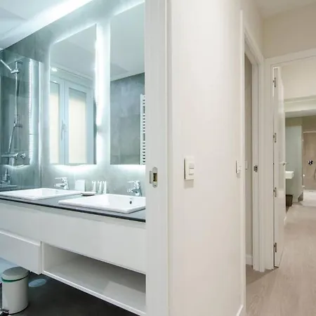 Minty - 3 Bd Lavapies Apartment Madrid