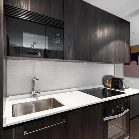 Luxury And Cozy- 2 Bedrooms 2 Bathrooms -mintystay- Herradores アパート マドリード