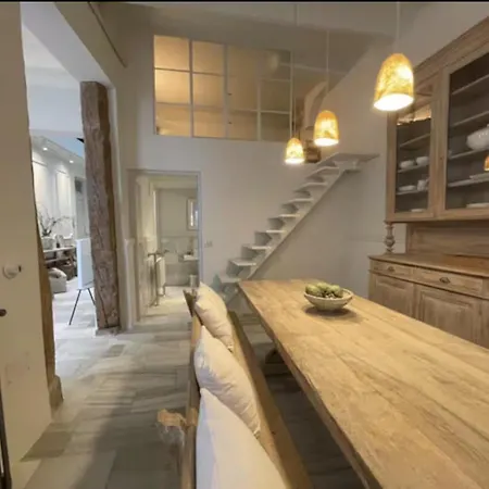 3 Bedrooms 2 Bathrooms Furnished - Malasana - Terrace - Bright In Downtown Area - Mintystay Madrid