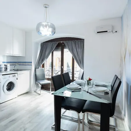 Day Chueca Centro Gran Via Sol Malasana Apartment