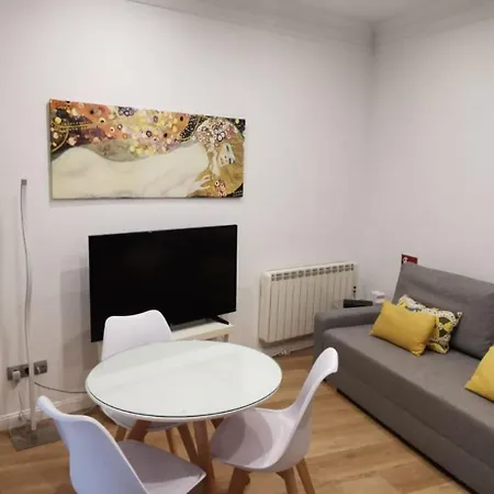 Apartamento Tranquilo En Chueca In2iz5 Madrid
