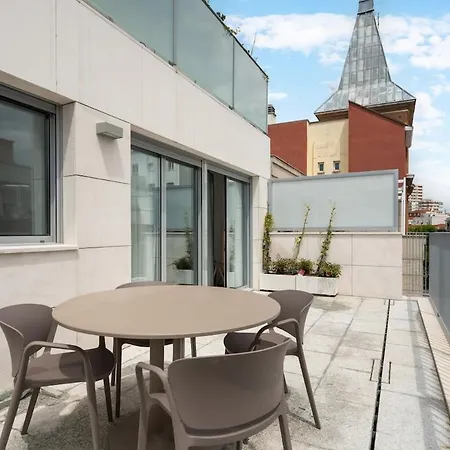 Stunning Penthouse In Chamberi- Atico B Madrid