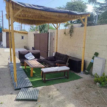 Lugar De Esparcimiento Cerca De *