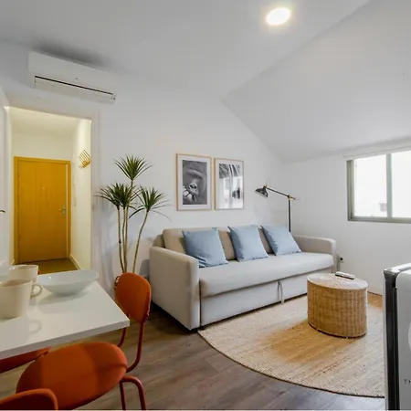 Altura En 3, Carretas 25 Apartment