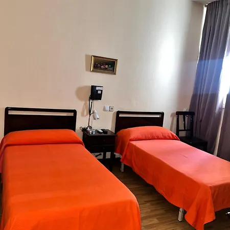 Rio Parana Guest house Madrid