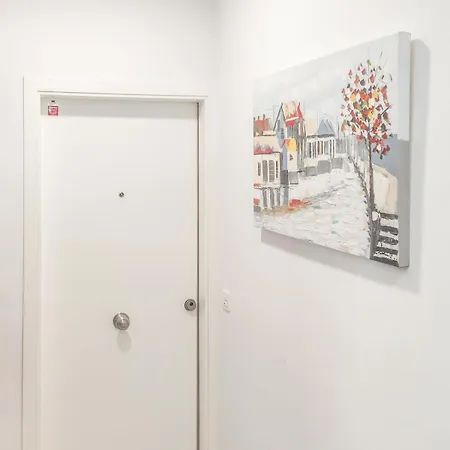 Avenida America Apartment Madrid