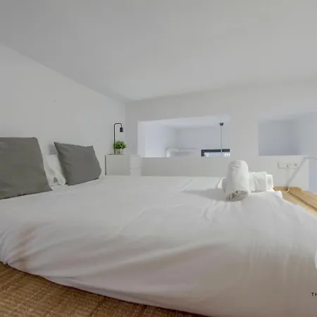 Apartamento Palacio Escondido Para 8 En Castillo 5 *