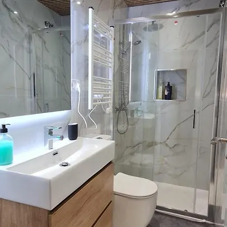 Suits Recien Reformadas Marques De Vadillo Apartment Madrid