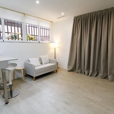 Nomad Nook Plaza Castilla