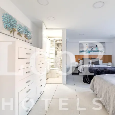 Loop America Auto-Check In Apartment *