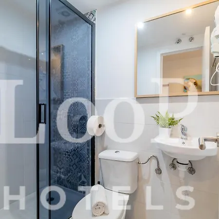 Loop America Auto-Check In Apartment *