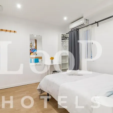 Loop America Auto-Check In Apartment