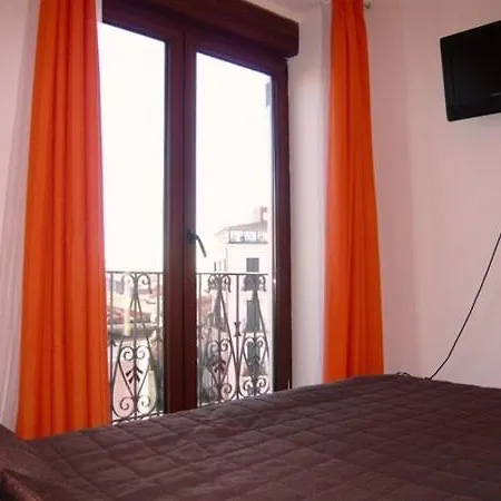 We Are Malasana Apartamento Madrid
