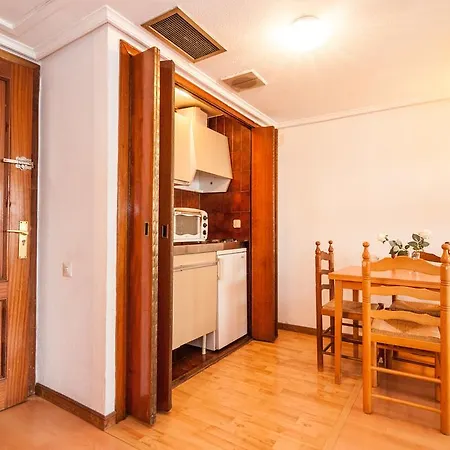 Apartment Apartamento Atenea Madrid