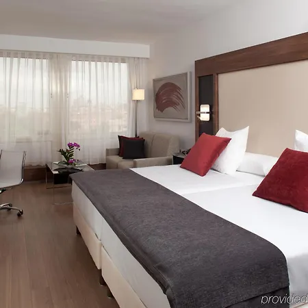 Hotel Husa Moncloa 4*