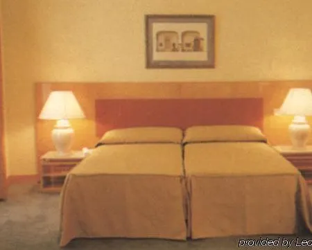 Prado Aparthotel 4*