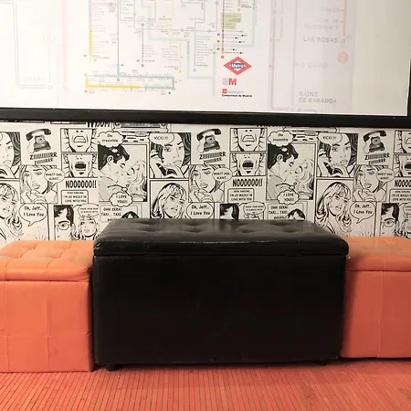 Meetingpoint Hostal *