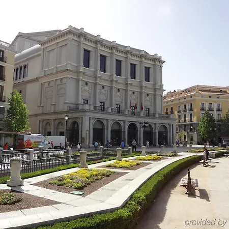 Mandarin Oriental Ritz, Отель