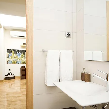 Km1 Lavapies Apartment