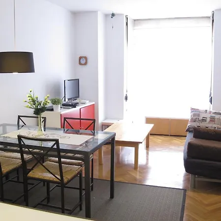 Apartamento Plaza Castilla 4 Torres *
