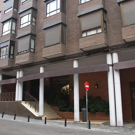 Plaza Castilla 4 Torres Apartamento Madrid