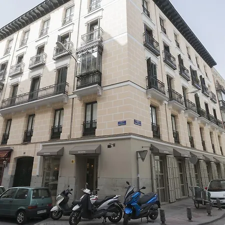 Pyr Select Argensola Apartment *