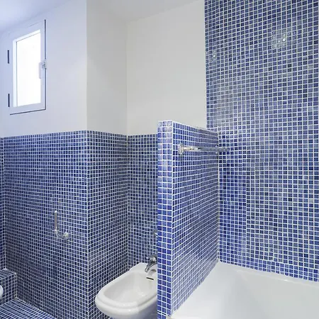 Pyr Select Argensola Apartment