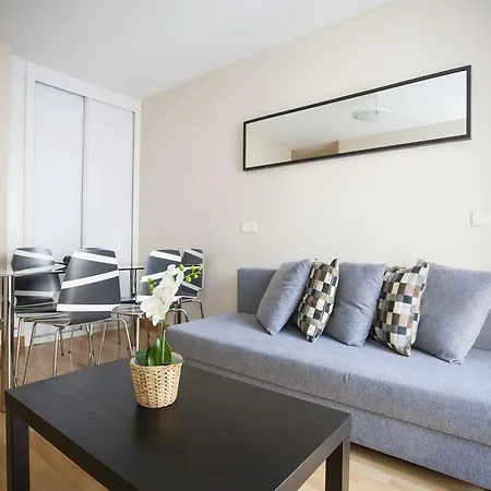 Fuencarral Apartment *