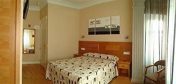 Santillan Pensjonat 2*
