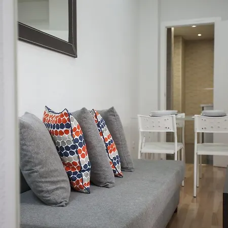 Fuencarral Apartment