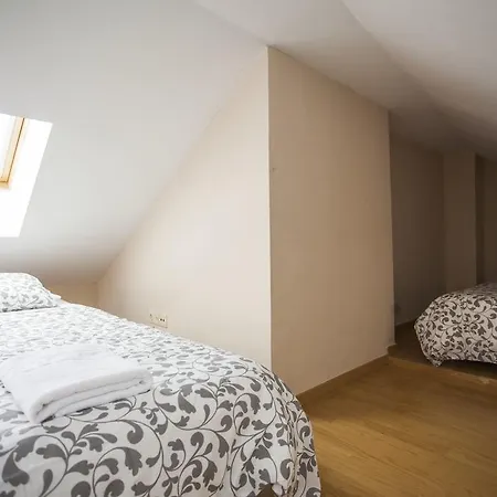 Fuencarral Apartment