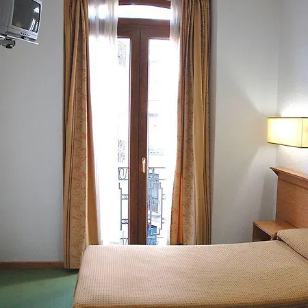 Hotel Madrisol 2*