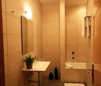 Km1 Lavapies Apartment Madrid