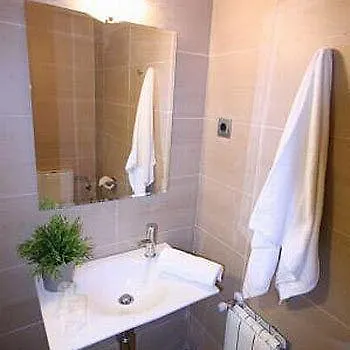 Km1 Lavapies Apartment Madrid