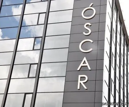 Mate Oscar Hotel