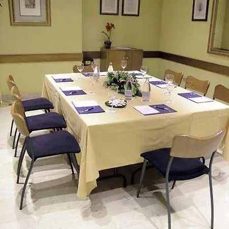 Barrio De Salamanca Hotel 4*