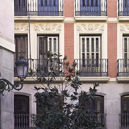 The * Madrid