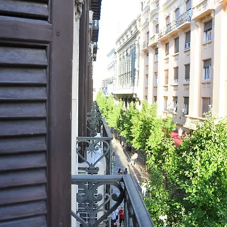 Livinginopera Escalinata Apartment *