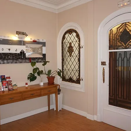 Santillan Ii Guest house *