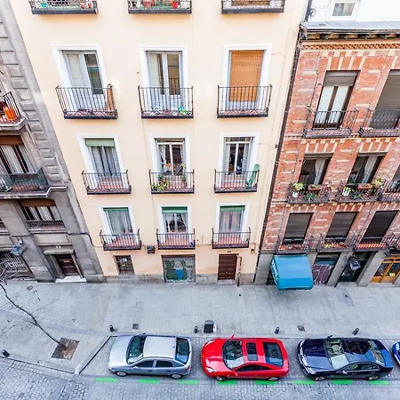 Apartment Livinginopera Escalinata Madrid