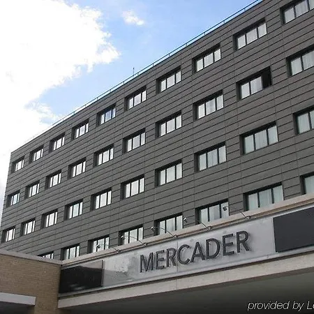 Отель Mercader