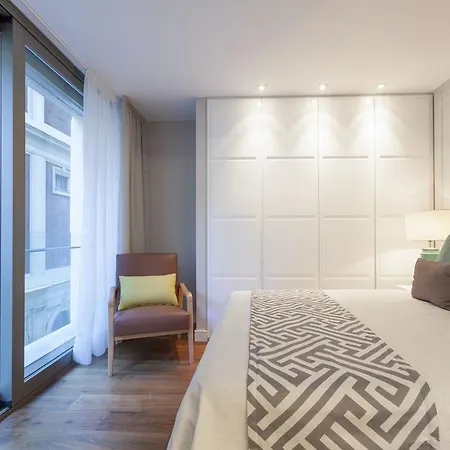 Home Club Gran Via Apartments *