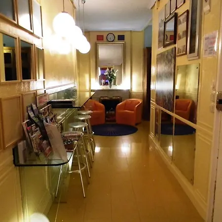 Guest house La Fontana Madrid