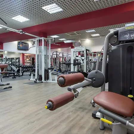 Bookinmadrid Com - Cascorro Sq 18 Pax Madrid