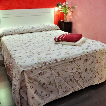 Hostal Far Plaza Mayor *